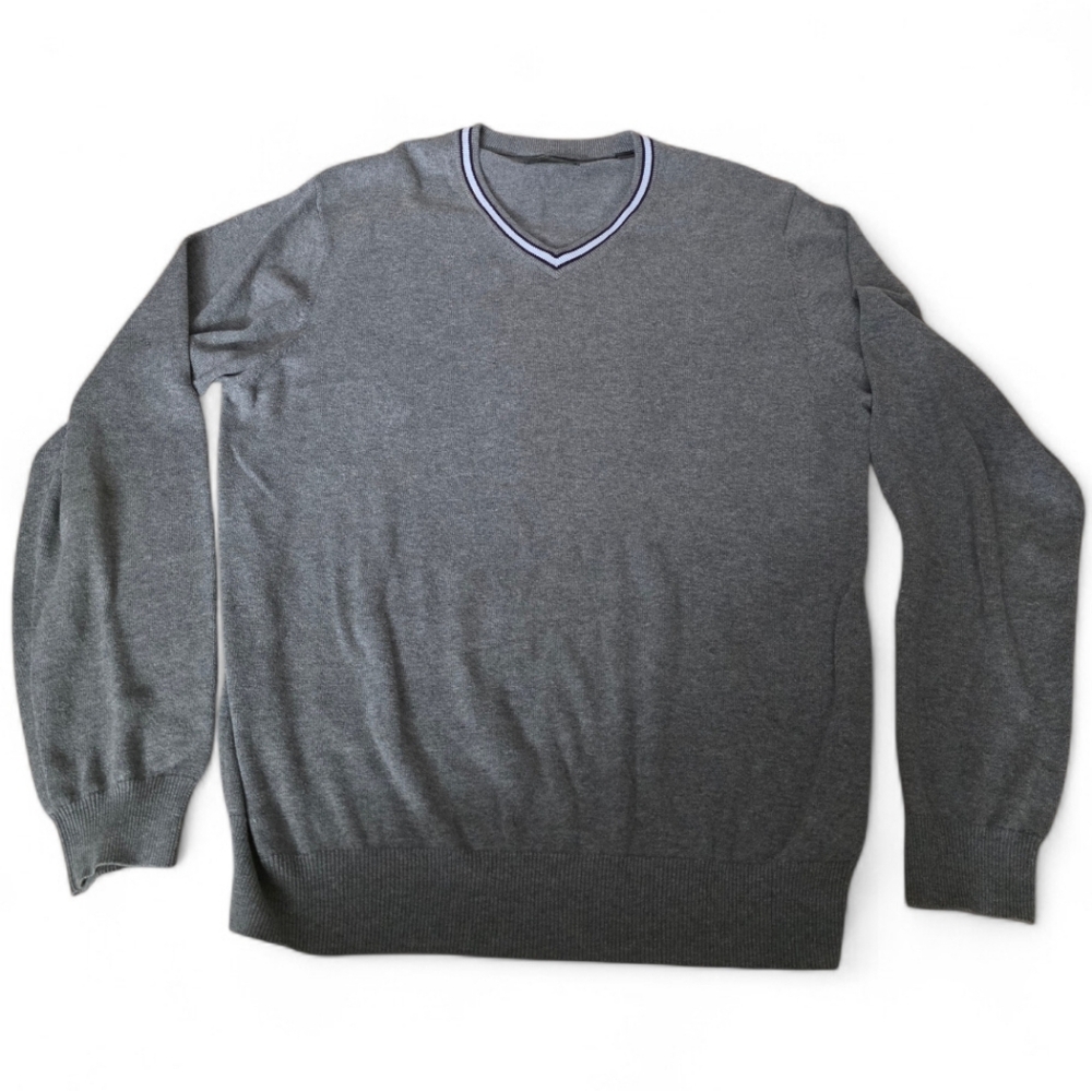 John Bartlett Consensus Men's Gray Size L Long Sleeve V-Neck Sweater T4